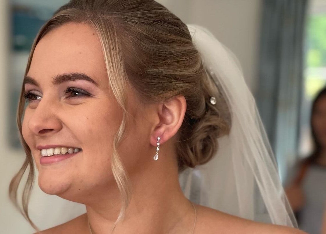 Michaela Hearne Beauty in Forest Town, England provides exquisite bridal makeup services.