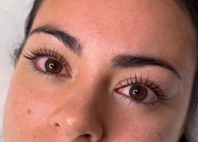Beautifully shaped brows at House of Brows North Sydney, North Willoughby, New South Wales, AU.