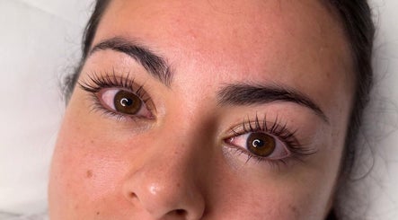 Beautifully shaped brows at House of Brows North Sydney, North Willoughby, New South Wales, AU.
