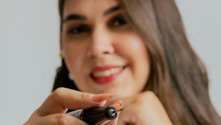 Vivian Nails Studio – obraz 1