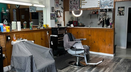 High Stakes Barbershop изображение 2