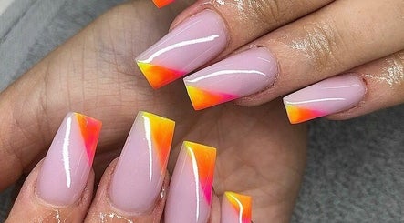 Jade Frizzell Nails image 3