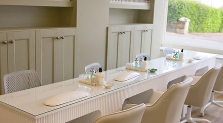 Elegant nail bar at The NailpodTw in Royal Tunbridge Wells, England, GB offers premium nail services.