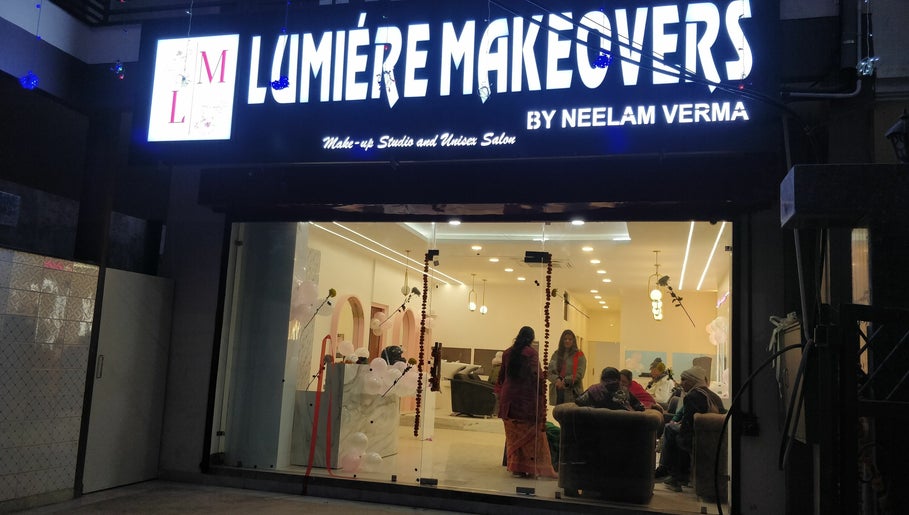 Lumiére Makeovers image 1