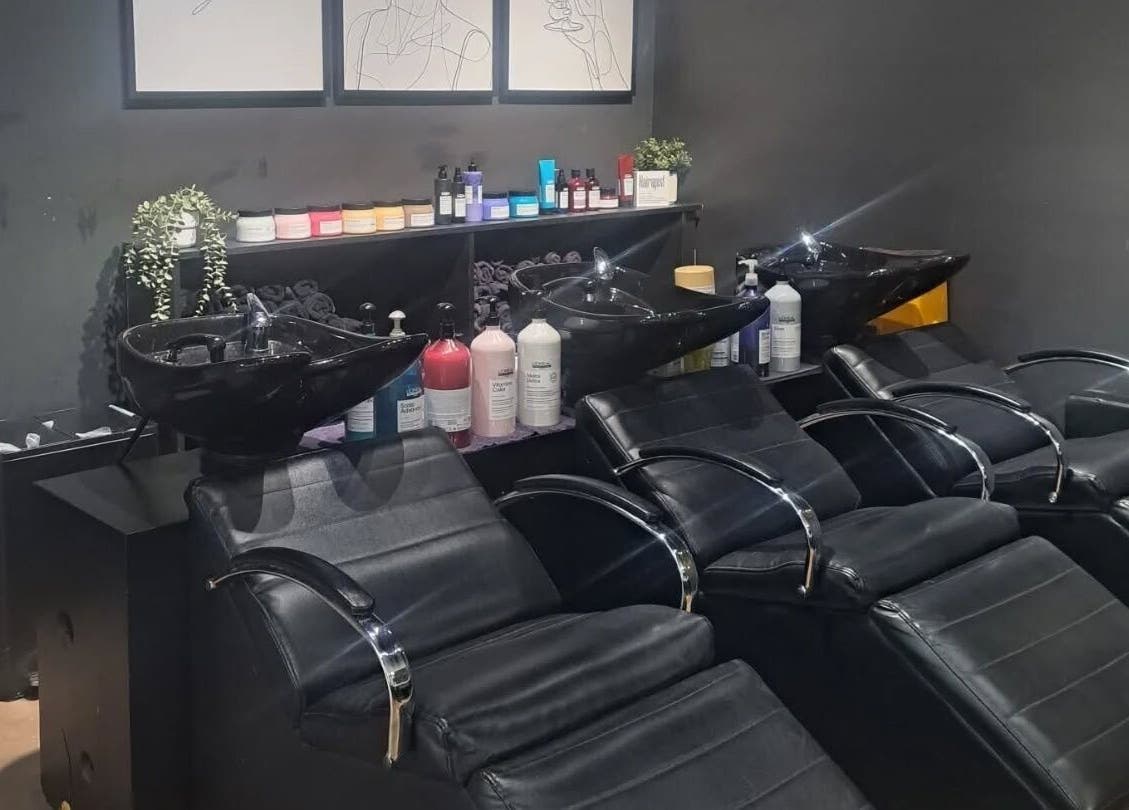 Elegant wash station at The Bar / Knockout Hair and Beauty in Penrith, New South Wales, AU.