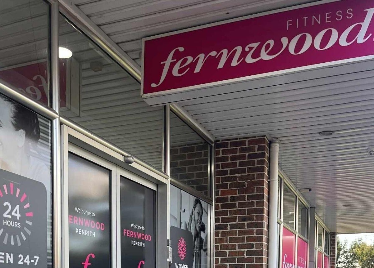Entrance of The Bar / Knockout Hair and Beauty in Penrith, New South Wales, AU with welcoming signs.