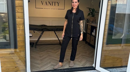Vanity Beauty Studio image 2
