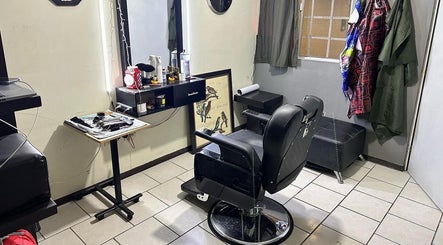 H&S Barber Studio