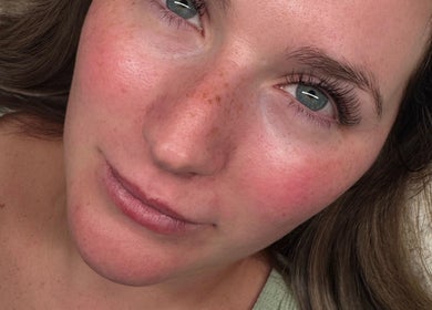 Close-up of enhanced lashes at Lashed Up in Swindon, England, GB showcasing natural beauty.