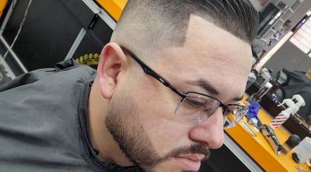 Cassi Dias Barber, bilde 2