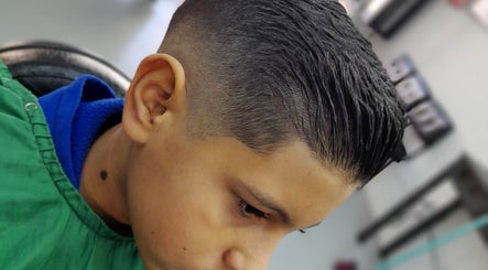 Cassi Dias Barber, bilde 3