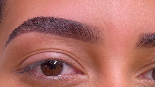 DONA FAUSTA Beauty | Micropigmentação & Estética