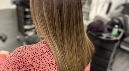 Hair & Aesthetics By Ryan图像3