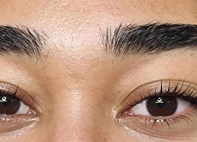 Expert brow shaping at Complete Beauty by Cathy, Neutral Bay, New South Wales, AU, enhances natural beauty.