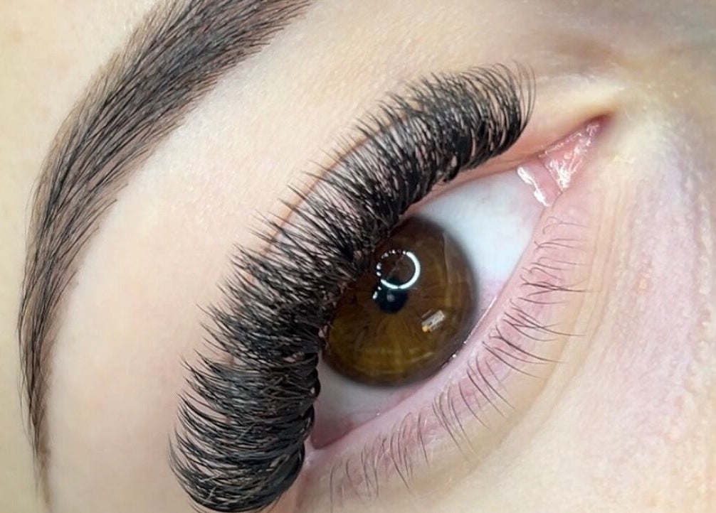 Close-up of expertly crafted lashes at Isa Paula Lashes and Beauty, London, England, GB.