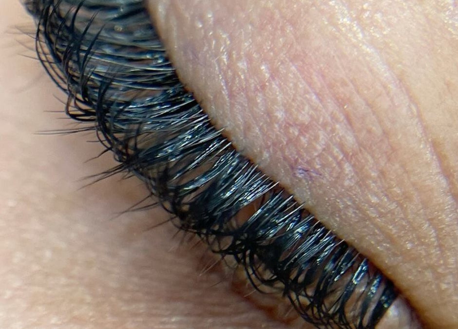 Close-up of lush eyelashes at Isa Paula Lashes and Beauty, London, England, GB.