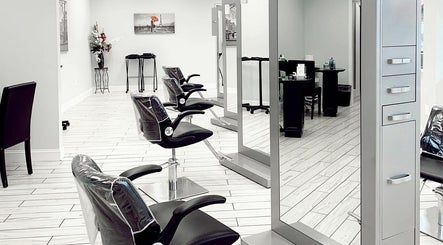 Julinda's Salon and Spa slika 3