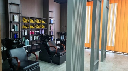 Eman Ladies Salon