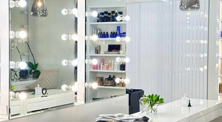 Buro Beauty Salon and Clinic – kuva 2