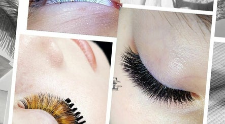 Image de Eyelash Extension and Brows by Crystal Spa 3