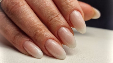 Deni Nails-Studio Creative obrázek 3