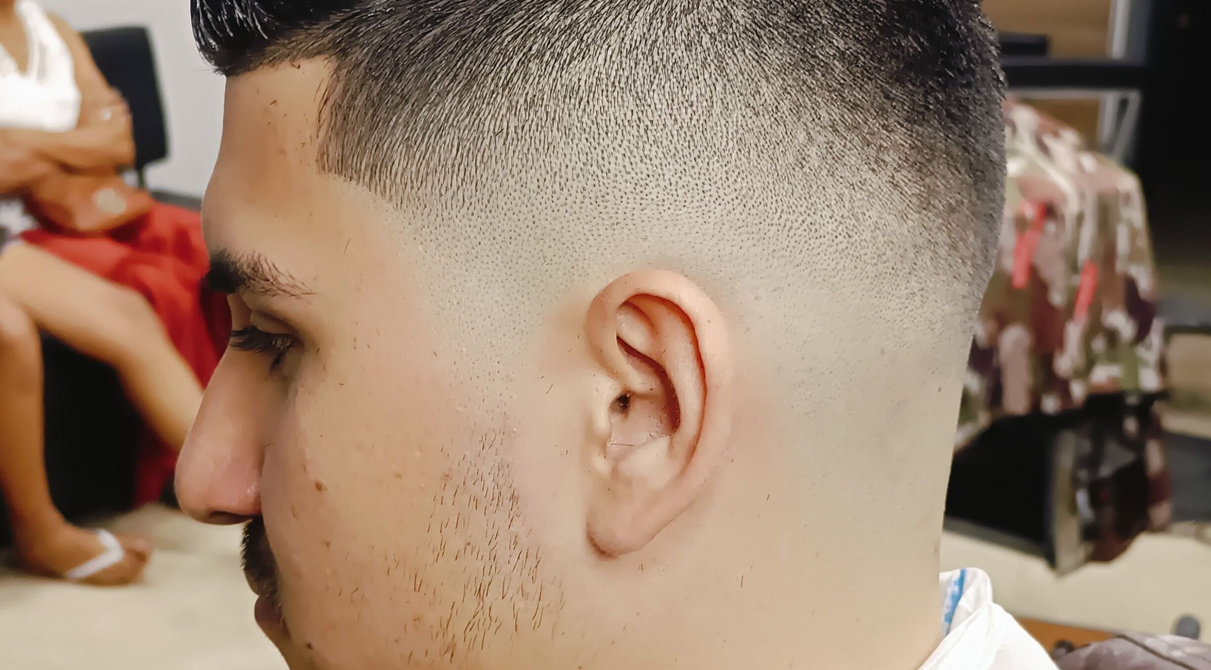 Corte de pelo moderno en Royal Barber Club, Zarzal, Valle Del Cauca, CO