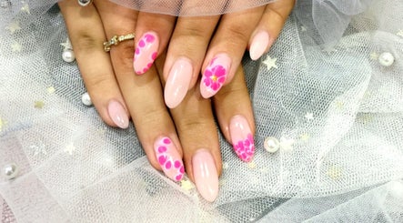 Coco Nails and Beauty image 3