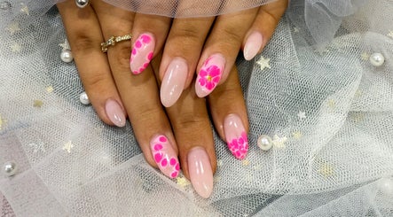 Gambar Cady at Coco Nails 2