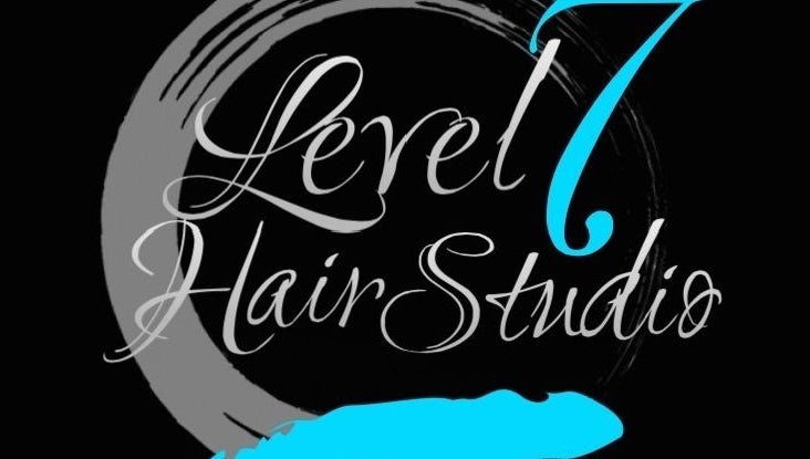 Level 7 Hair Studio billede 1