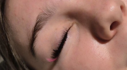 K Lash Extensions