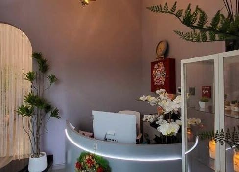 Elegant reception at Essence Healing Spa L.L.C. (Branch) in Dubai, Dubai, AE with soothing decor.