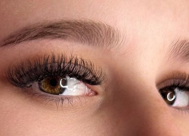 Close-up of stunning lash extensions by Iconic Lash Babe, Melbourne, Victoria, AU.