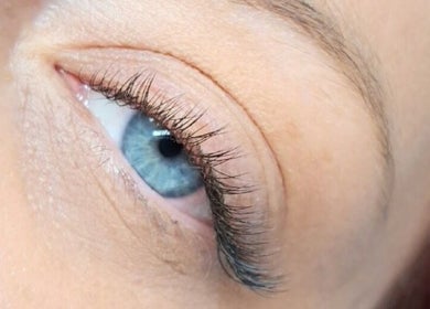 Close-up of elegant lash extensions at Iconic Lash Babe, Melbourne, Victoria, AU.