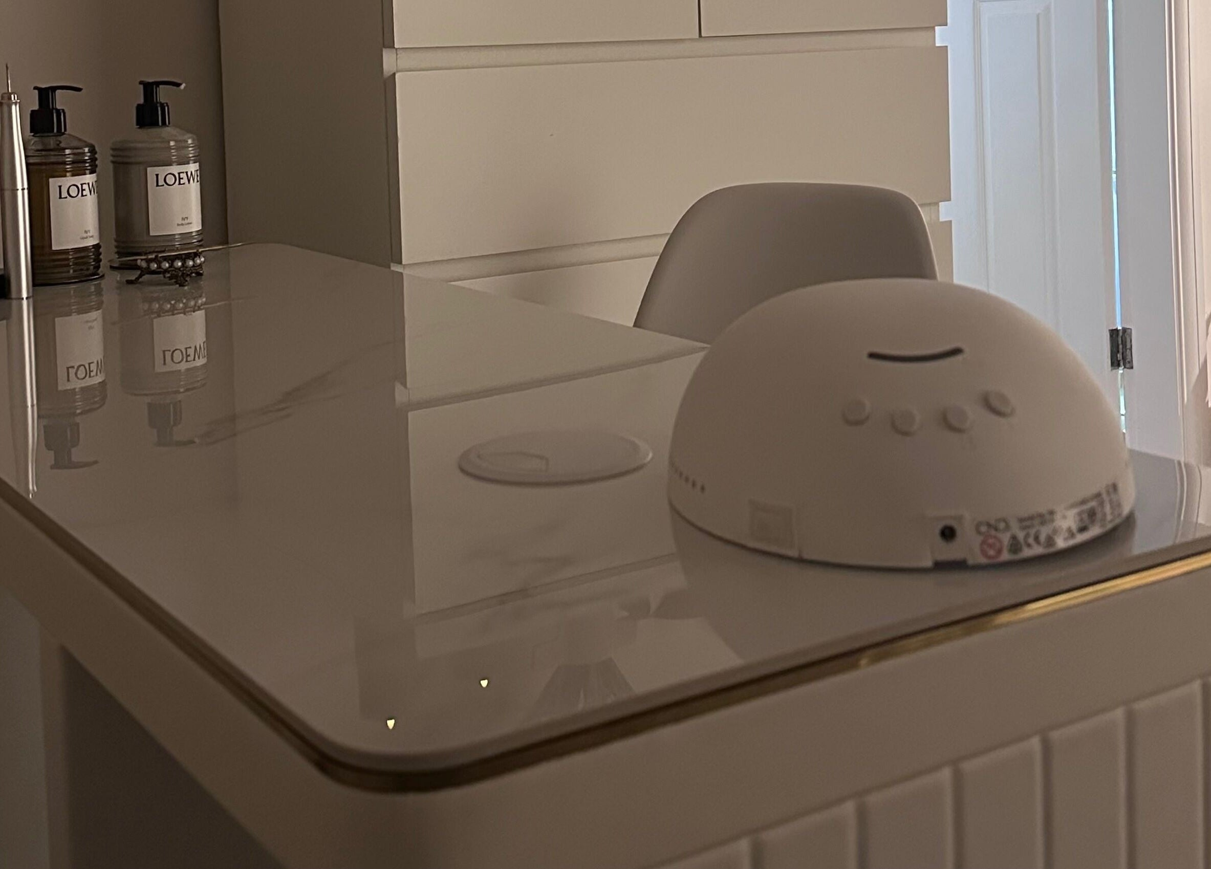 Chic spa counter at Aesthetics by Kinga Jambor in Nottingham, England, GB with modern décor.