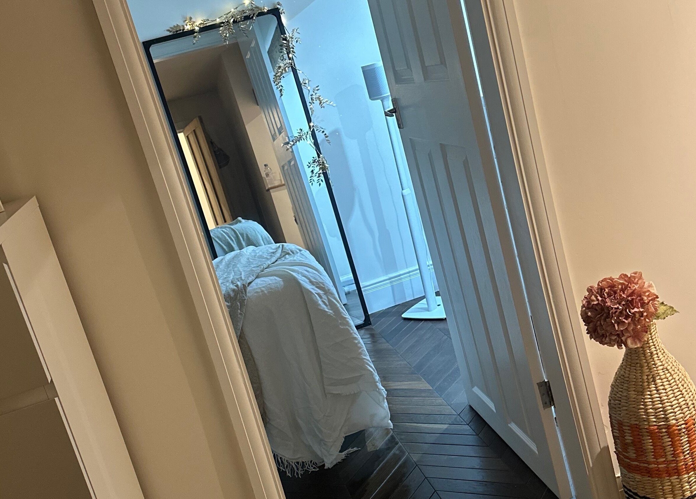 Cozy treatment room at Aesthetics by Kinga Jambor in Nottingham, England, GB with elegant decor.