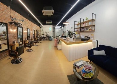 Modern interior of La FIORIRE Korean Hair Salon Kota Damansara, Petaling Jaya, Selangor, MY with stylish décor.