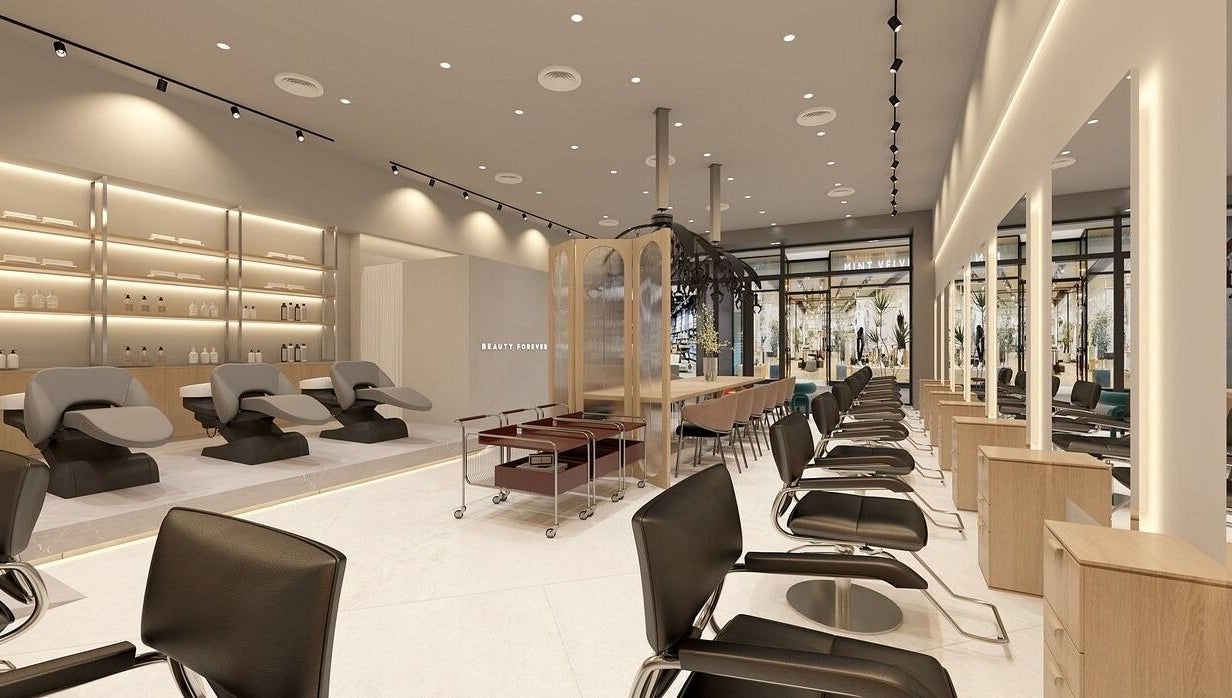 Modern interior of La FIORIRE Korean Hair Salon PAVILION Bukit Jalil 파빌리온 부킷잘릴 지점 in Kuala Lumpur.
