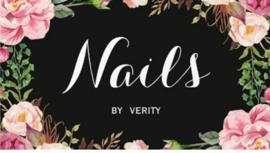 Nails by Verity – obraz 1