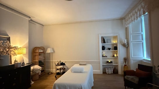Touch Holistic Therapy