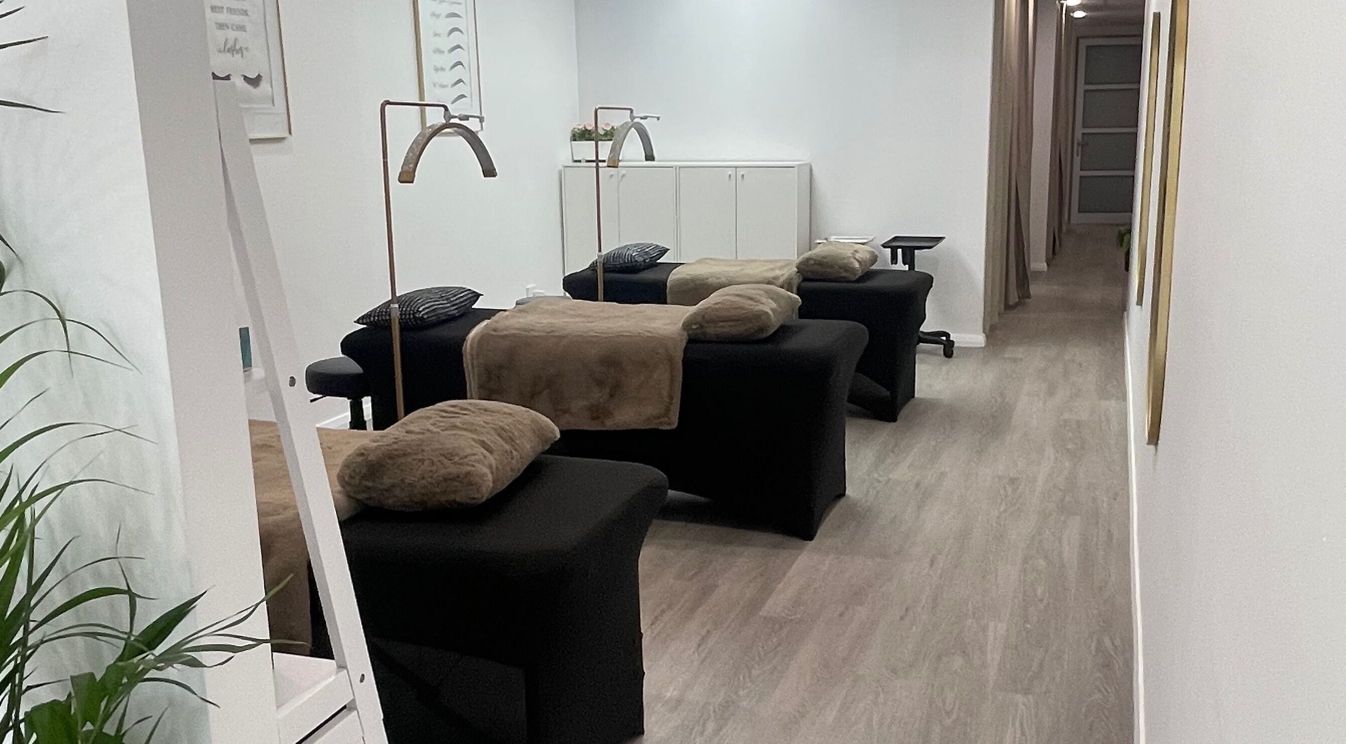 Luxurious treatment room at MeCute Skin & Cosmetic Clinic, Semaphore, South Australia, AU with cozy ambiance.