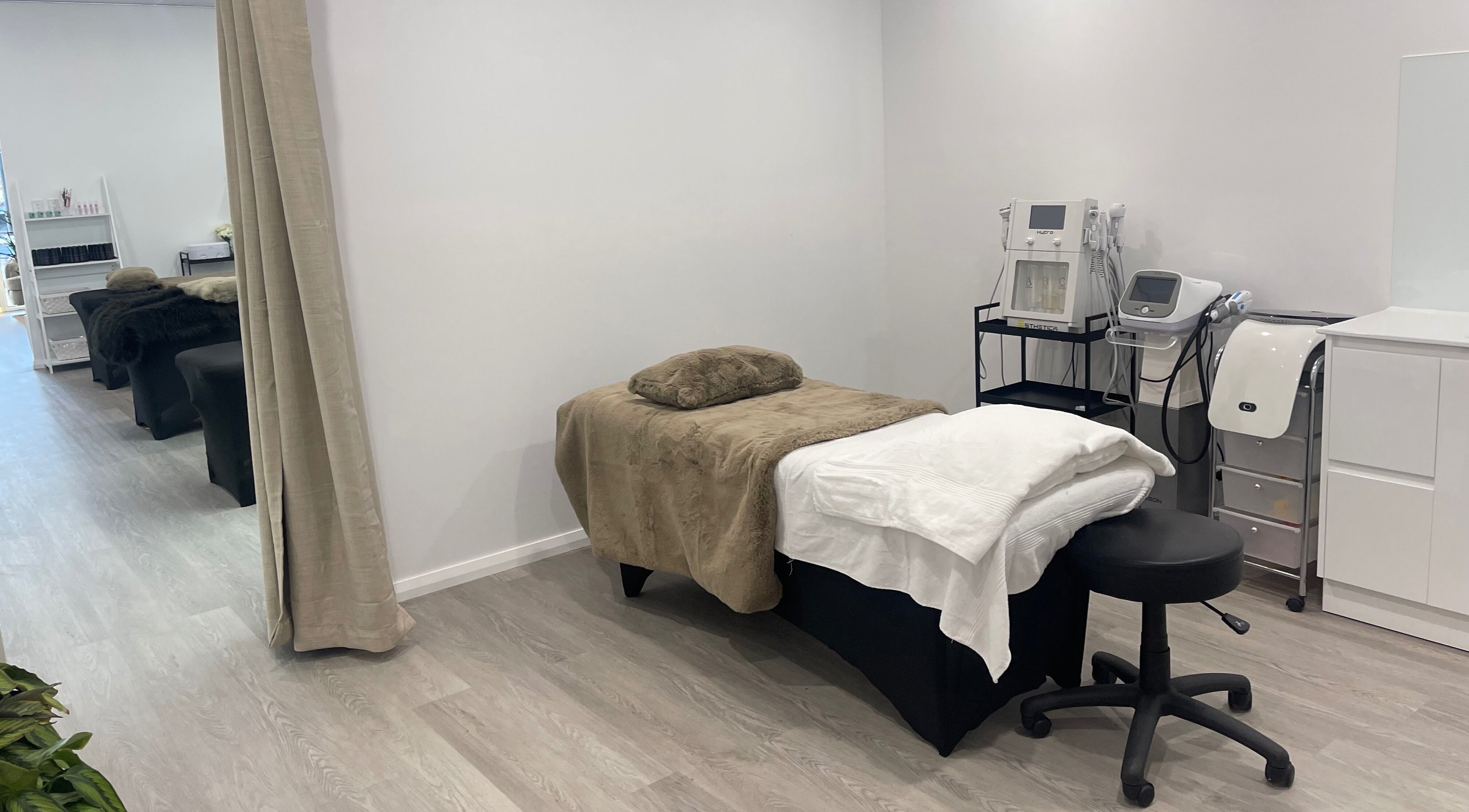 Treatment room at MeCute Skin & Cosmetic Clinic, Semaphore, South Australia, AU with luxurious amenities.
