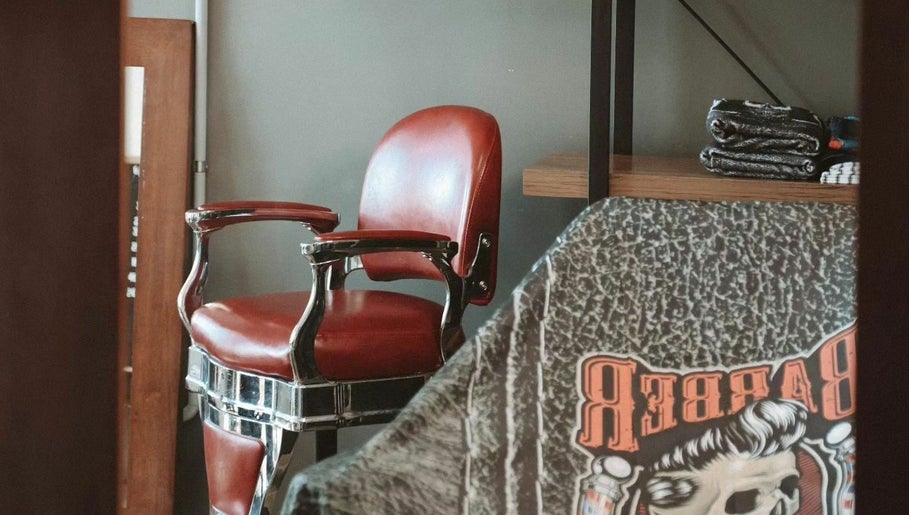 Benny's Barber Studio, bilde 1