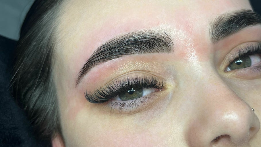 Lash Lounge And Beauty imagem 1