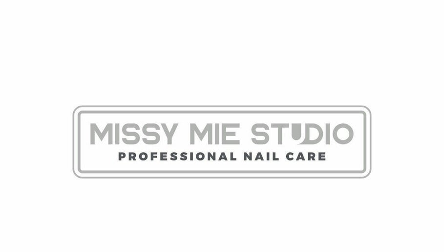 Missy Mie Studio 1paveikslėlis