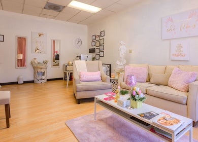 Comfortable lounge at Mas Fina, Pomona, California, US, featuring cozy seating and elegant decor.