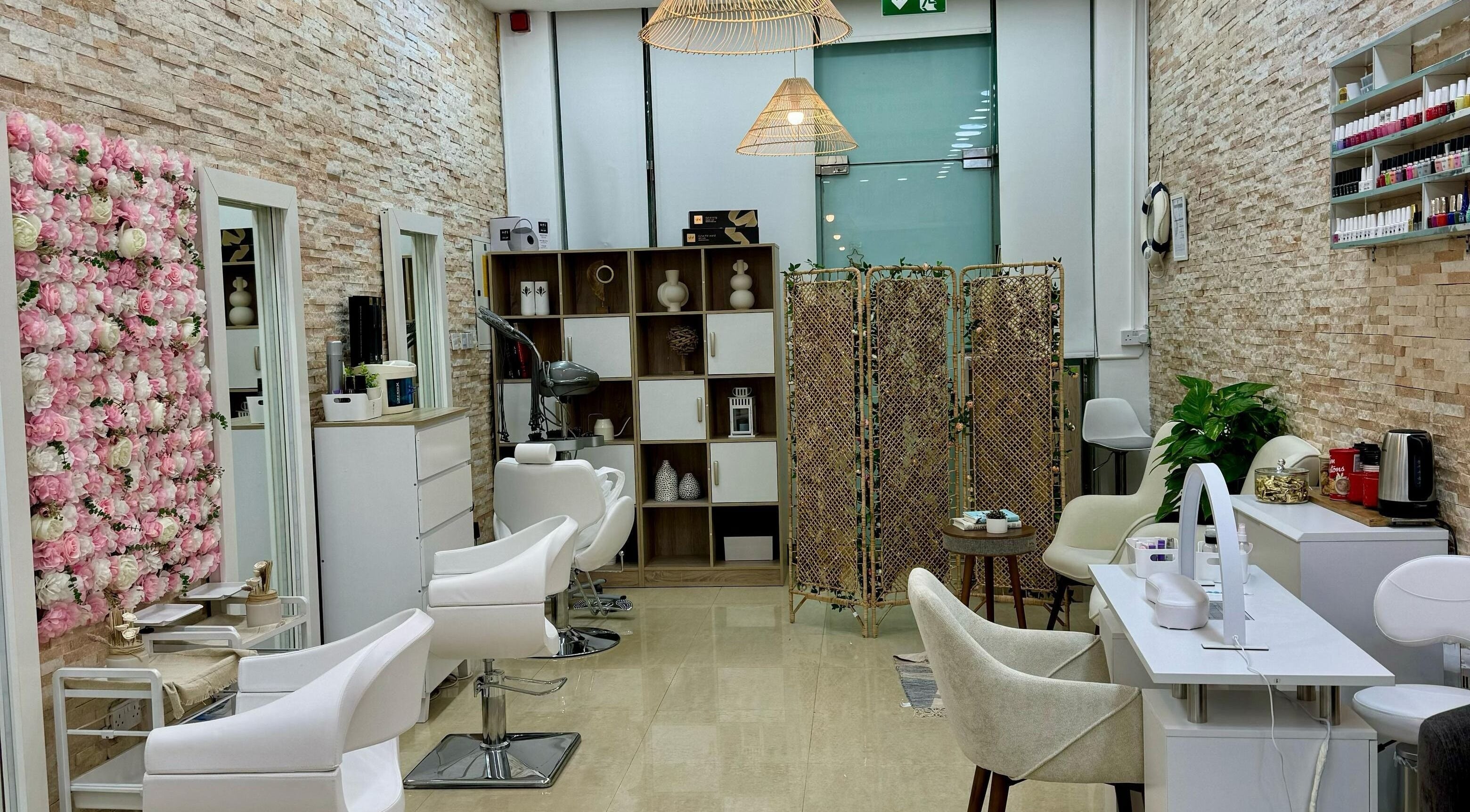 Elegant interior of Korean Digital Perm Salon in Dubai, Dubai, AE, featuring stylish decor and modern facilities.
