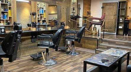 Artis Barber Shop Bild 2