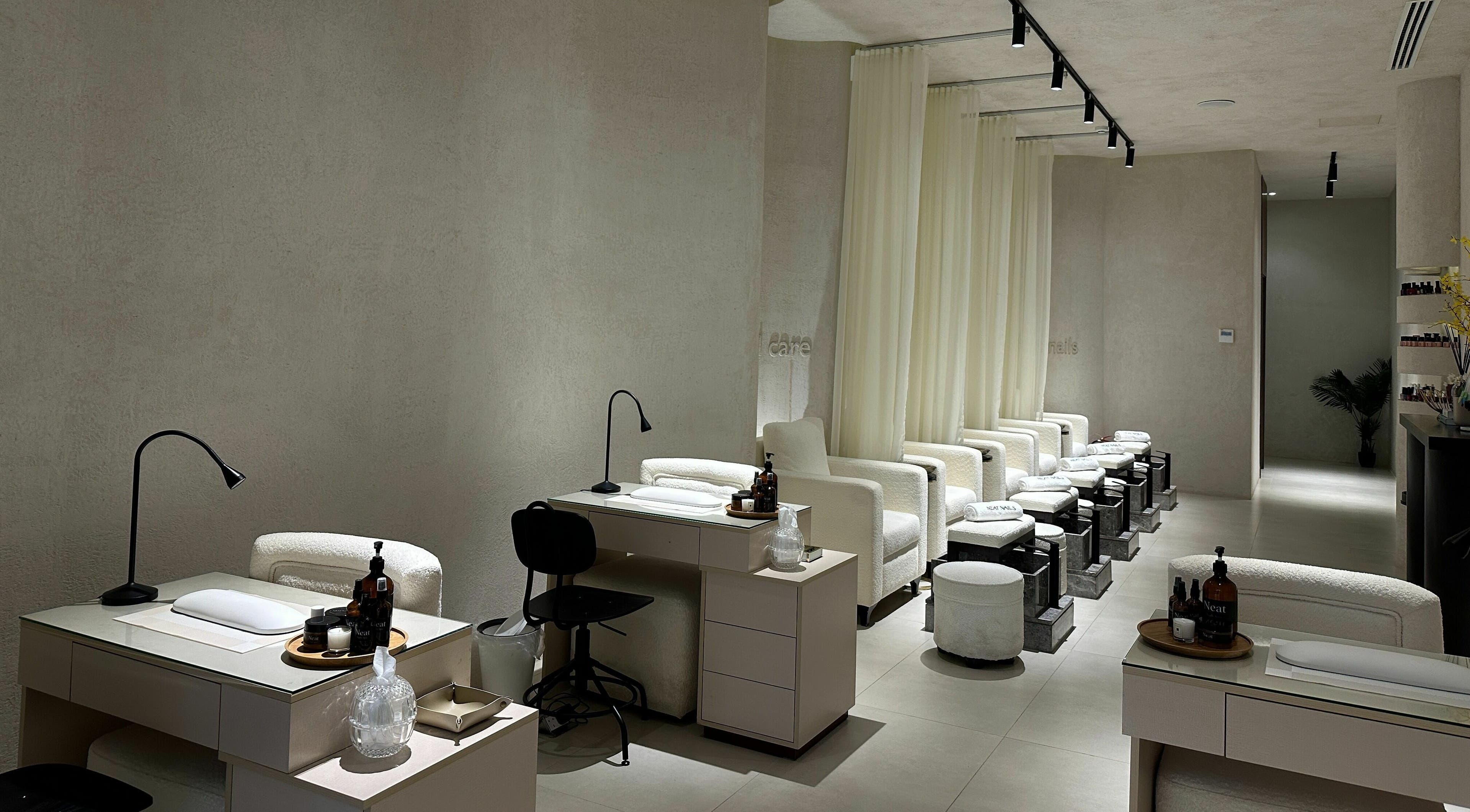 Sophisticated interior of Neat Nails - صالون الأظافر المرتبة in Riyadh, Riyadh Province, SA with plush seating.