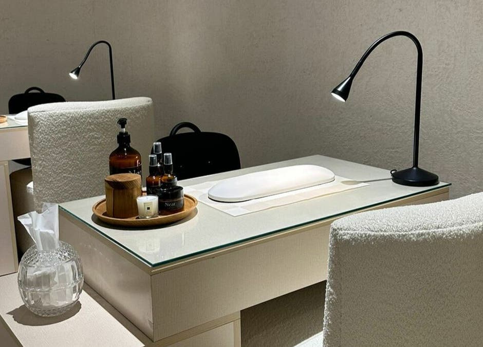 Cozy nail care station at Neat Nails - صالون الأظافر المرتبة, Riyadh, Riyadh Province, SA, showcasing elegance.