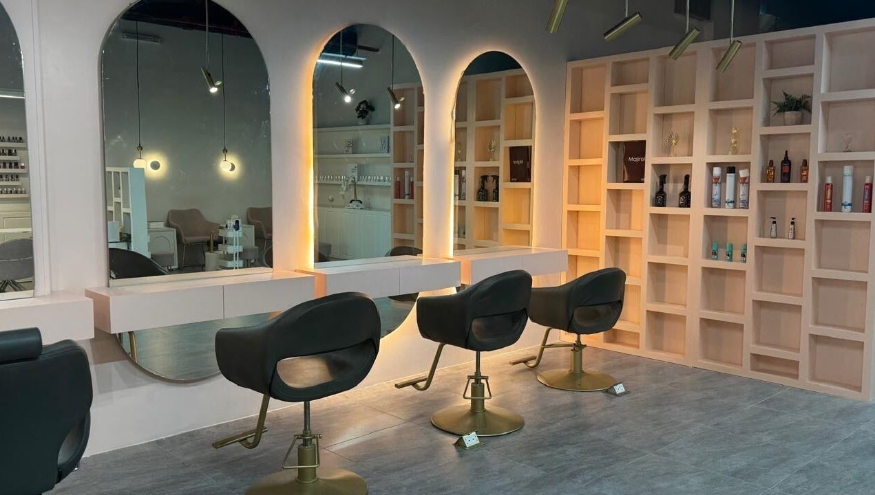 تصميم أنيق في Linen Salon | صالون زهرة الكتان في الرياض، منطقة الرياض، السعودية.